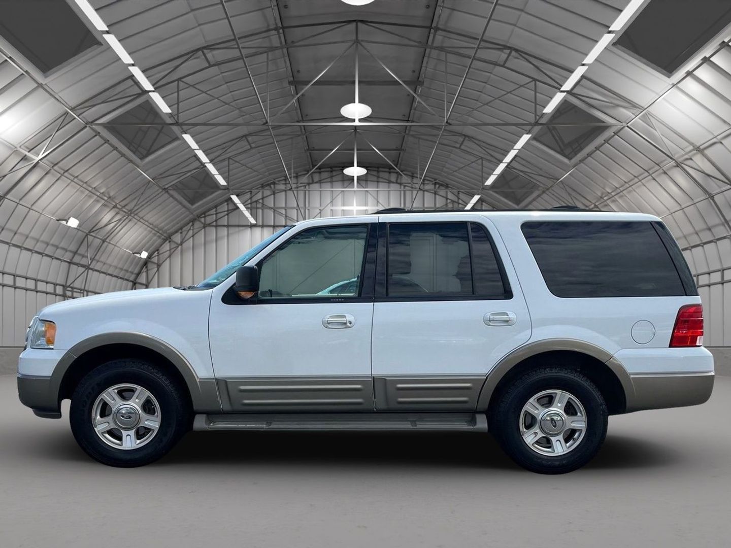 Used 2004 Ford Expedition Eddie Bauer with VIN 1FMFU17L24LB31418 for sale in Kansas City
