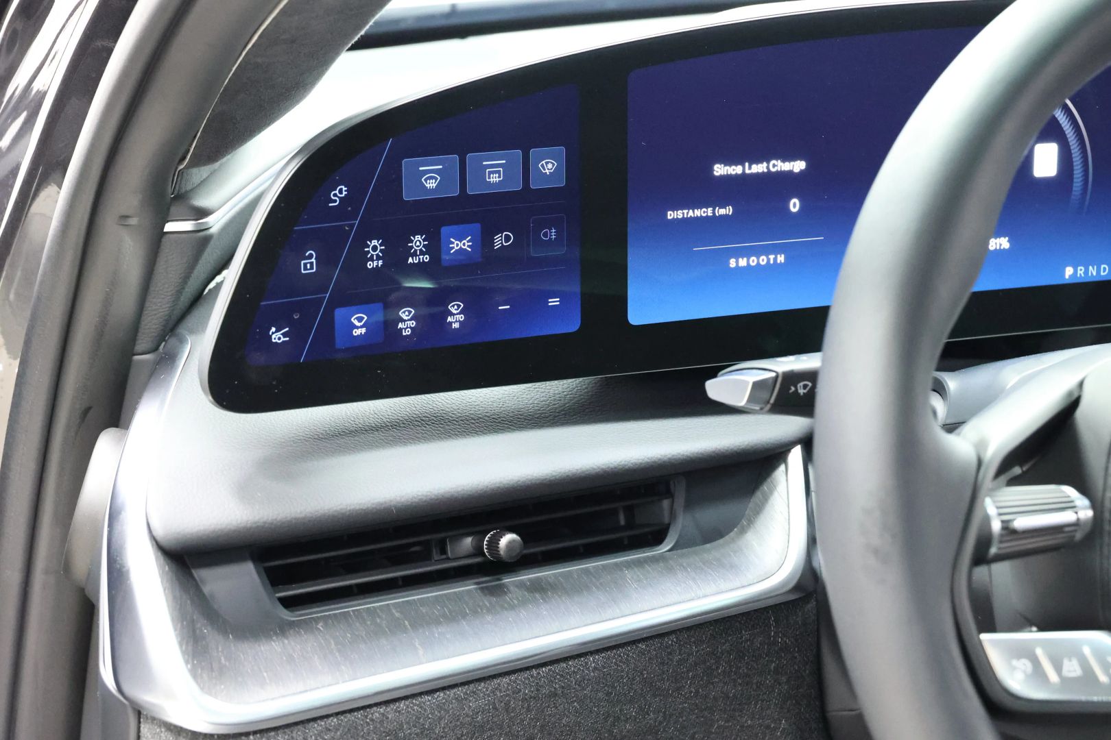 2023 Lucid Air - Image 18