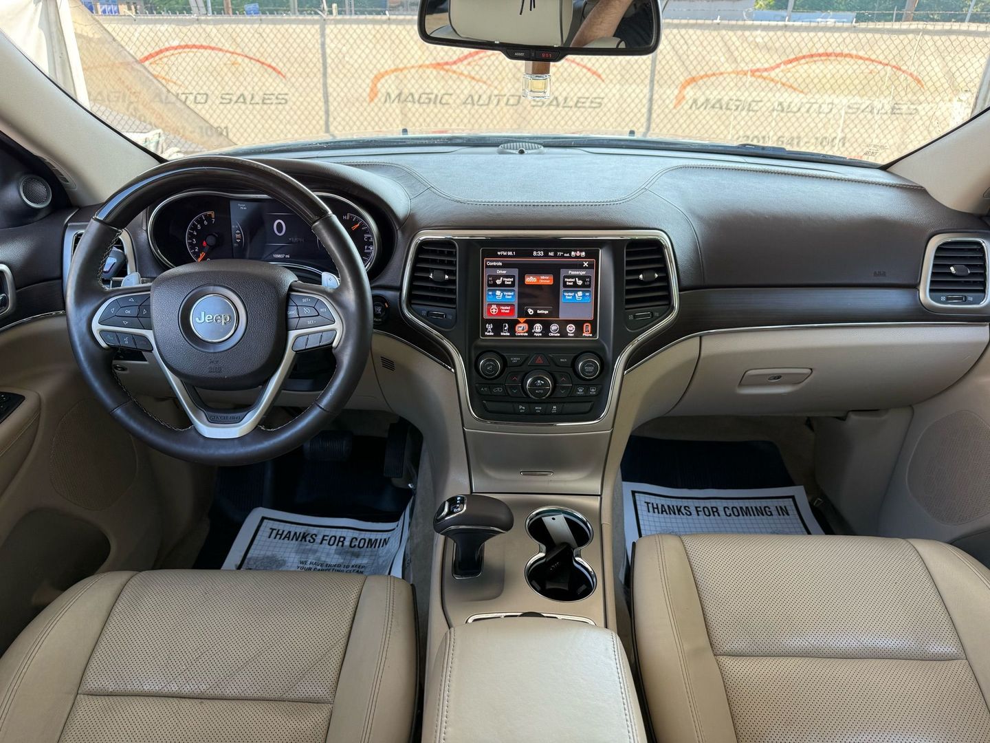2015 Jeep Grand Cherokee - Image 27
