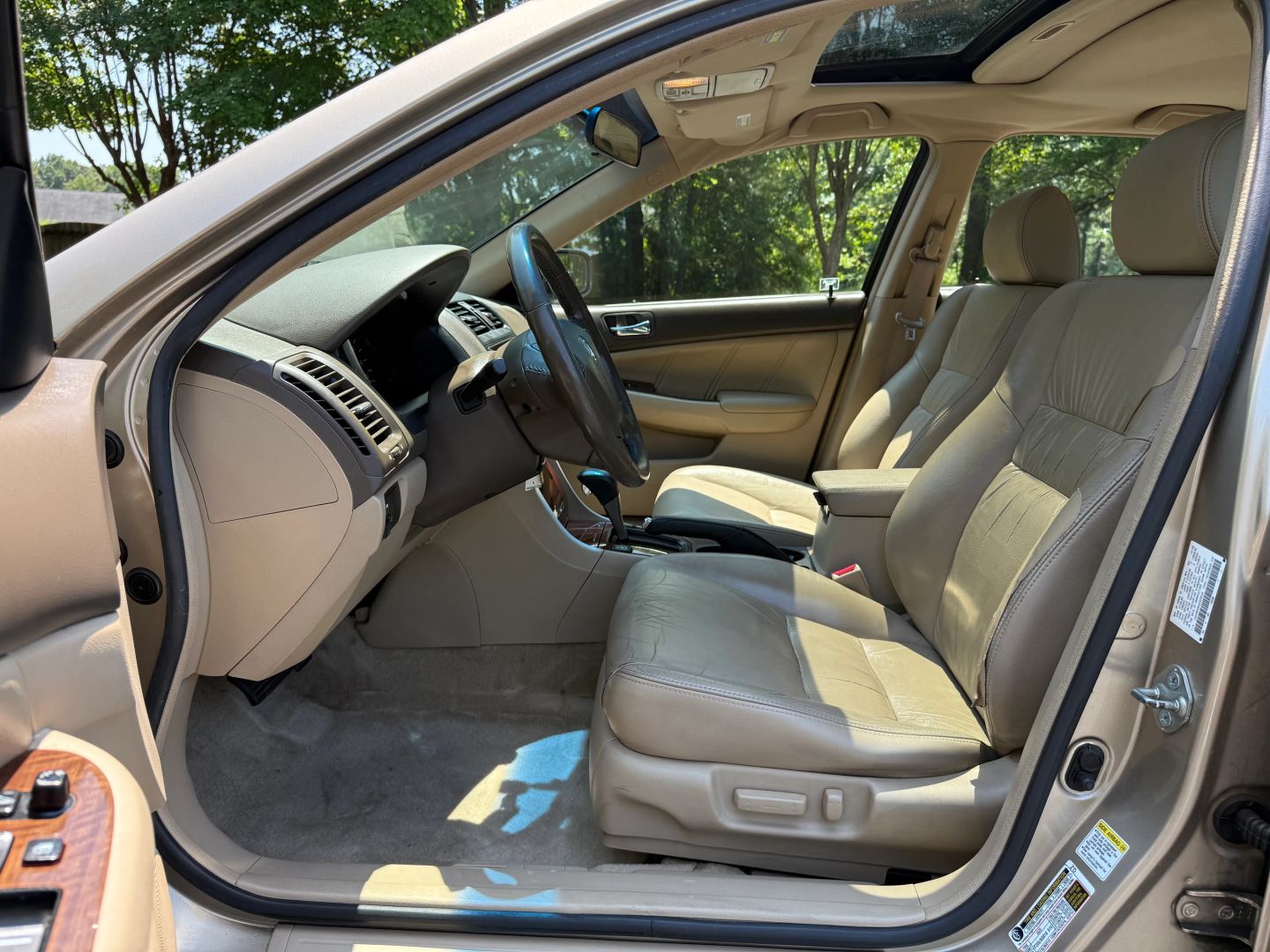 2006 Honda Accord - Image 10
