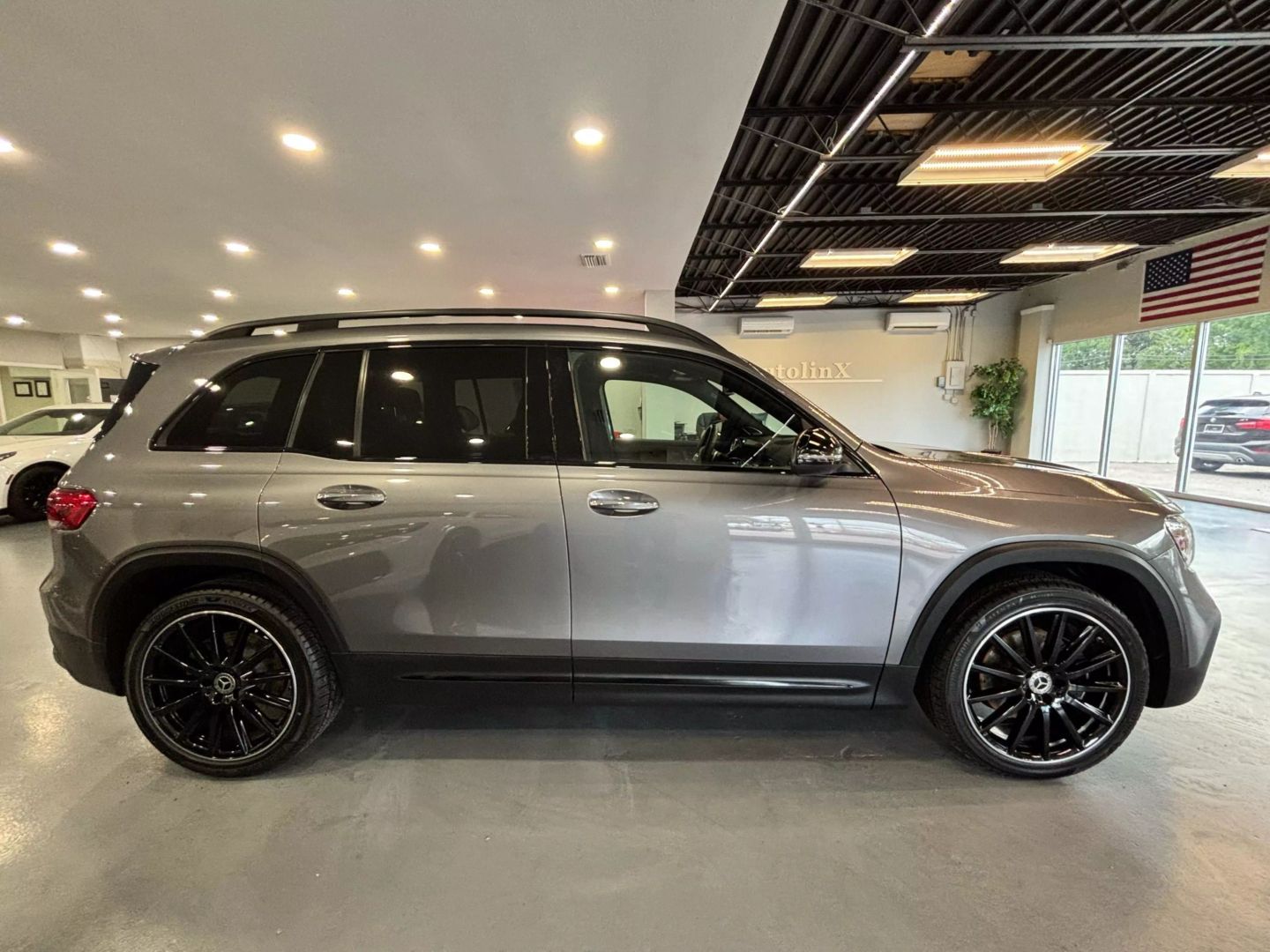 2020 Mercedes-benz Glb Glb 250 4matic Sport Utility 4d - Image 6
