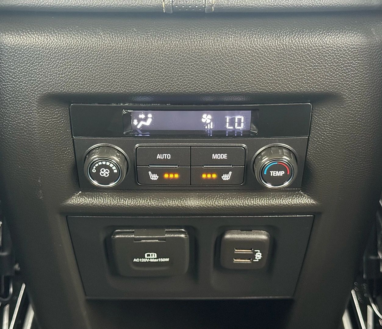2023 Chevrolet Traverse - Image 35