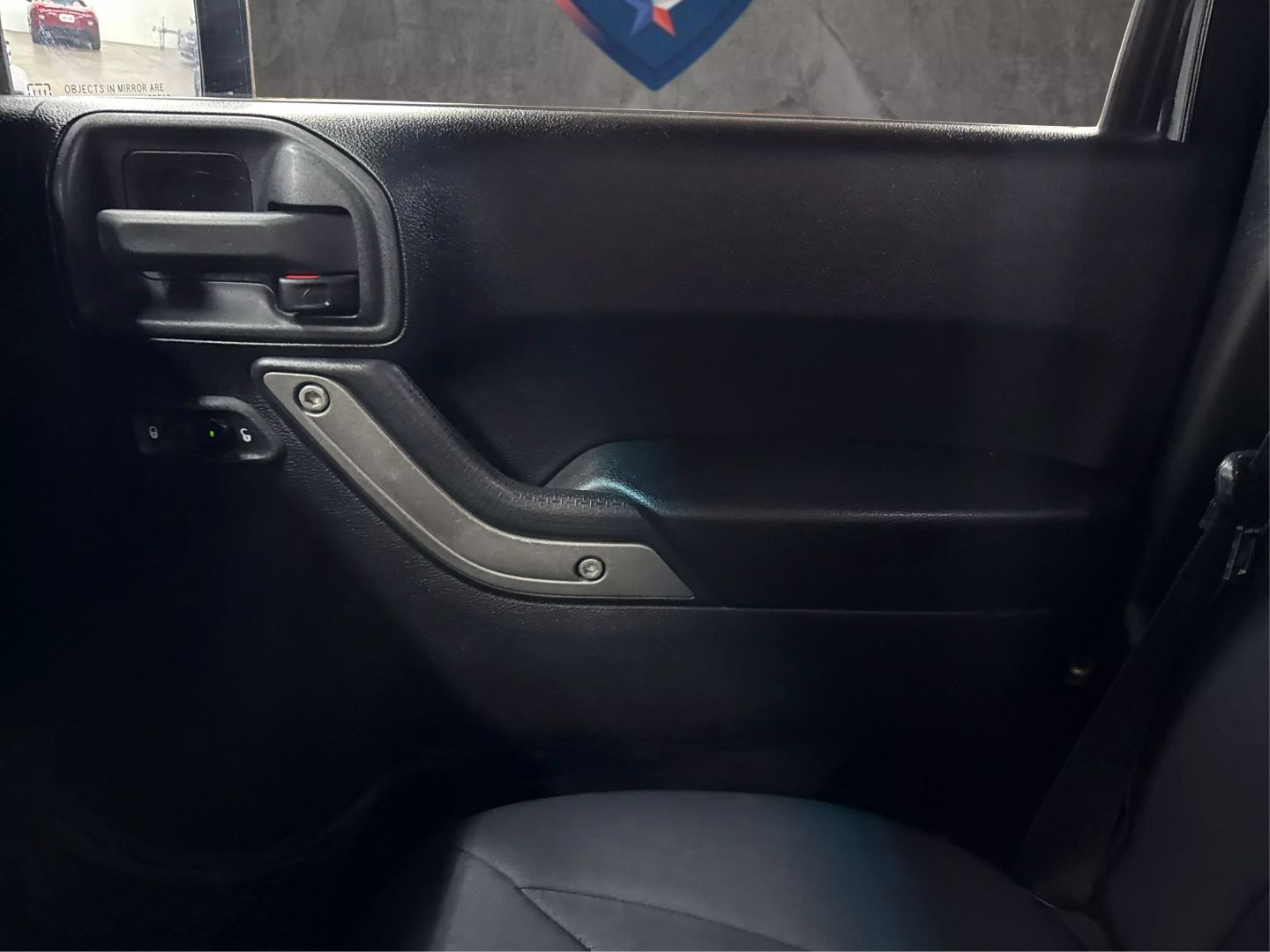 2014 Jeep Wrangler - Image 32