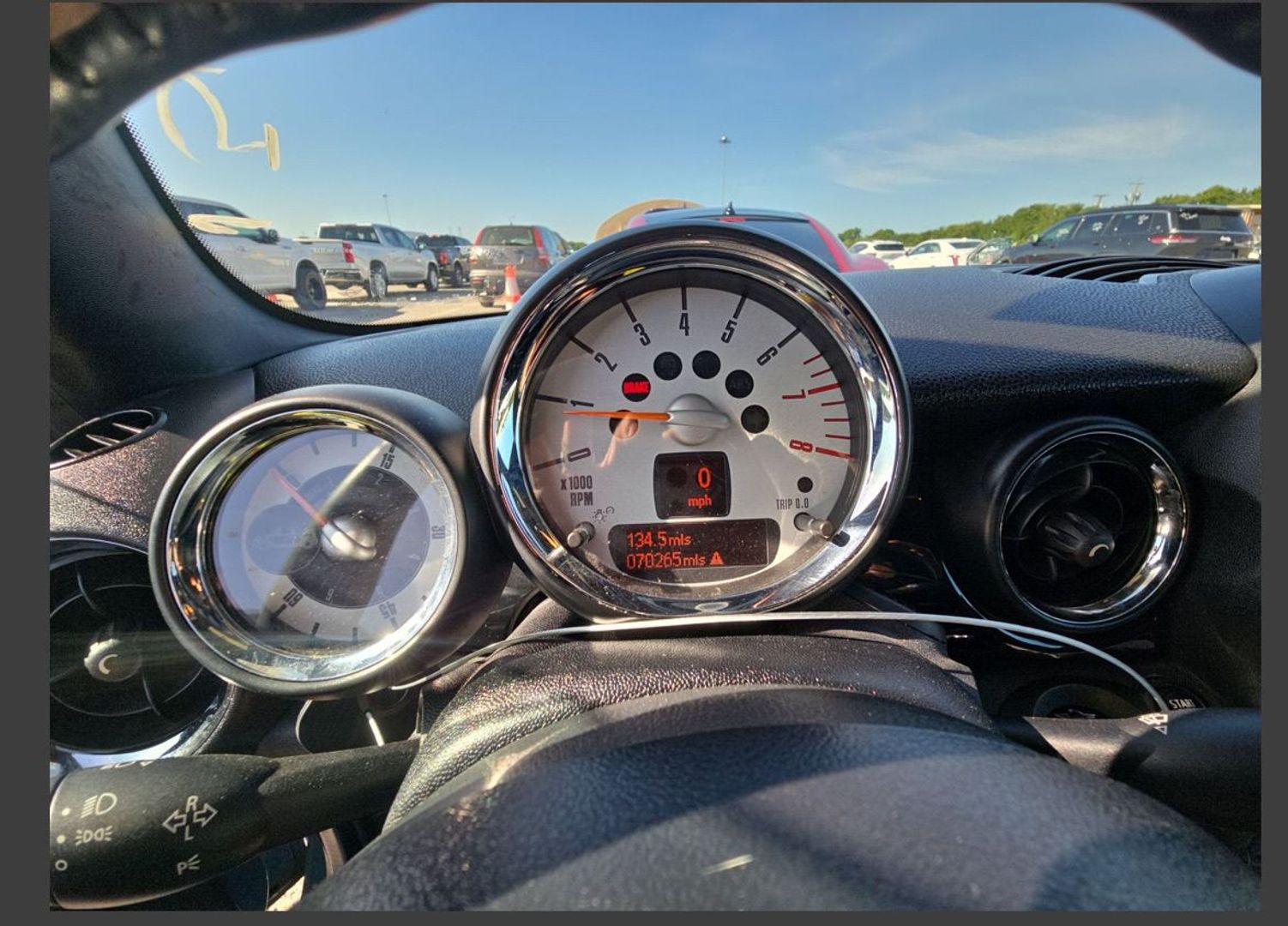 2014 Mini Convertible - Image 11
