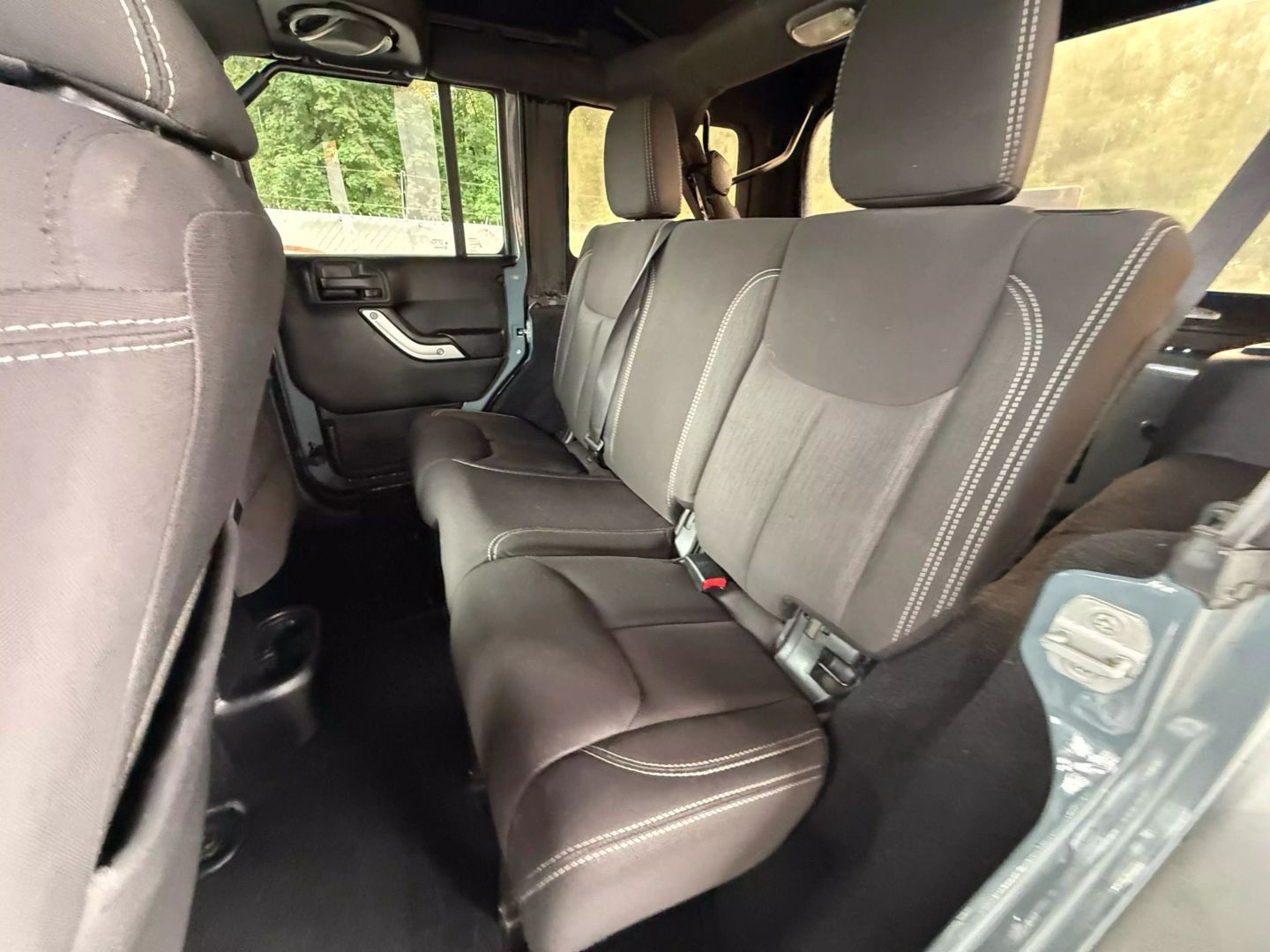 2014 Jeep Wrangler - Image 19