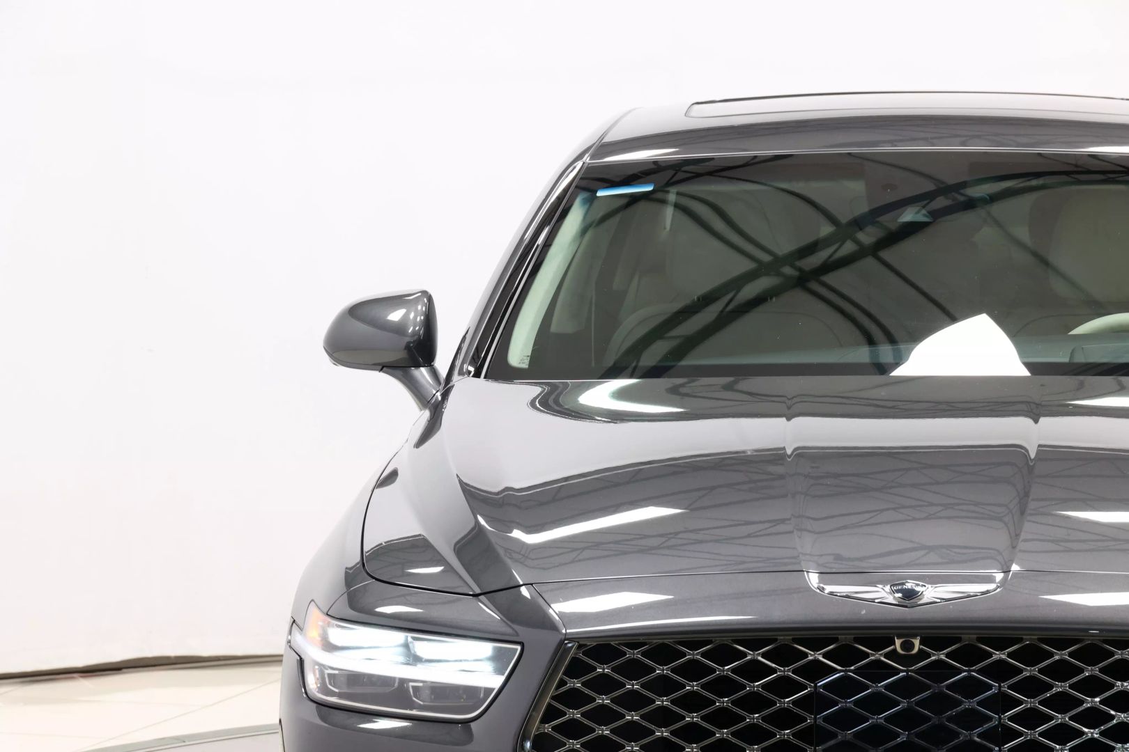 2020 Genesis G90 - Image 120