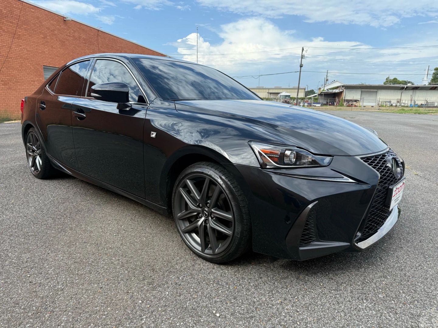 2018 Lexus Is - Image 9