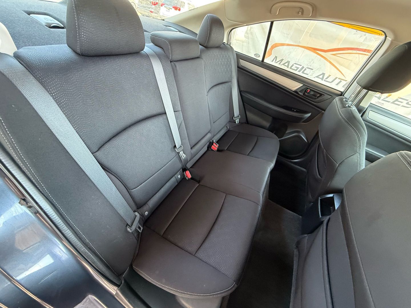 2015 Subaru Legacy - Image 23