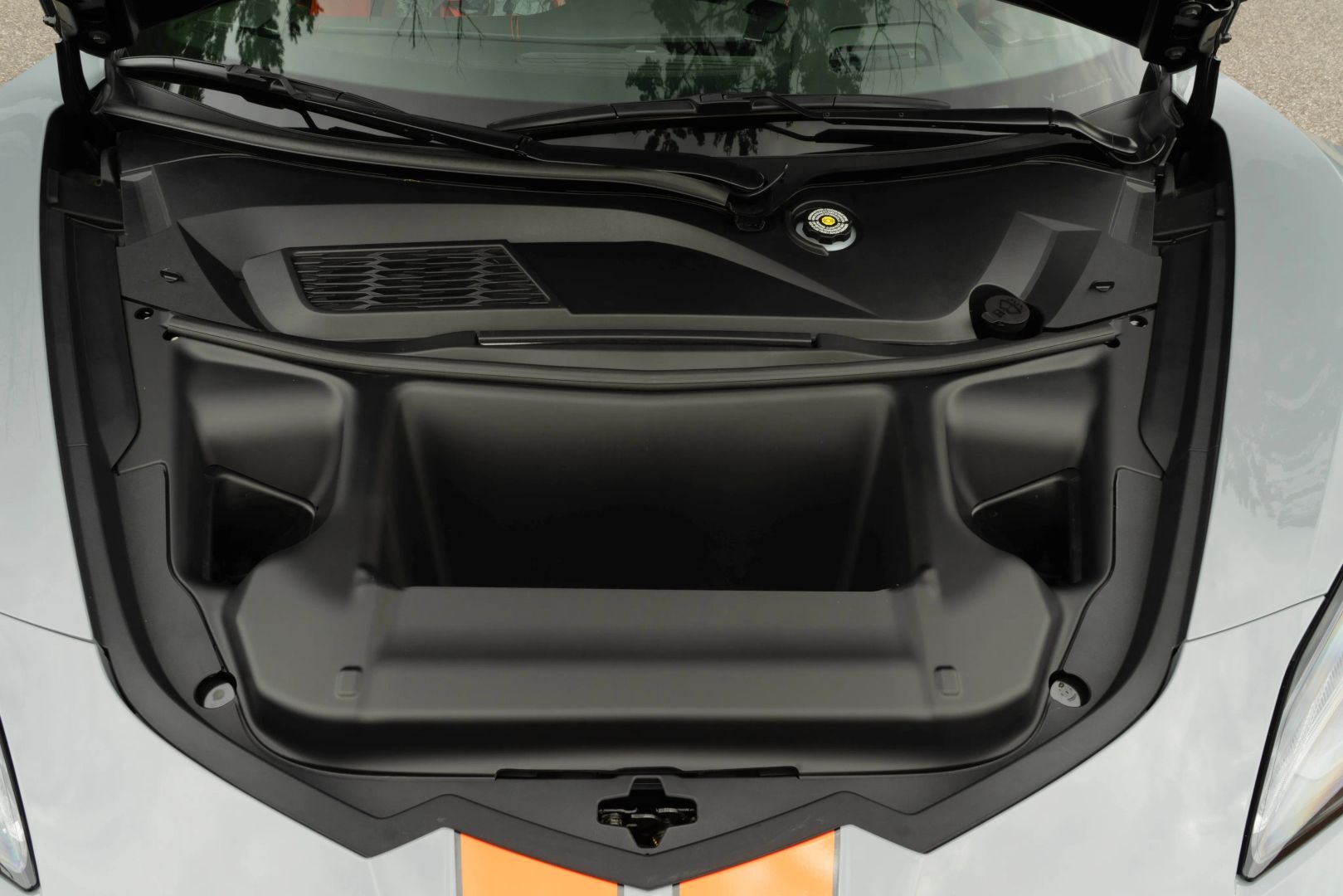 2025 Chevrolet Corvette - Image 46