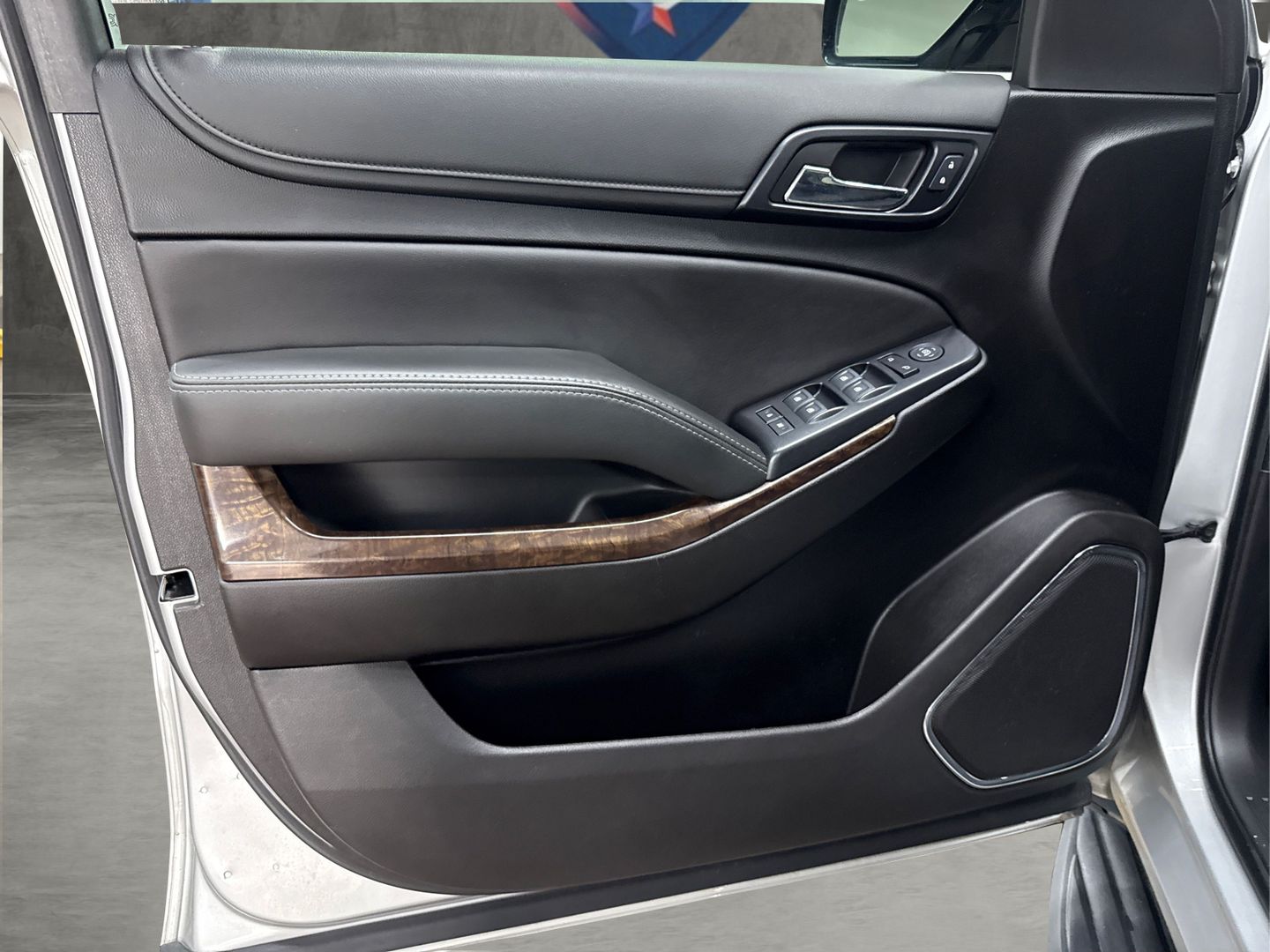 2019 Chevrolet Tahoe - Image 37