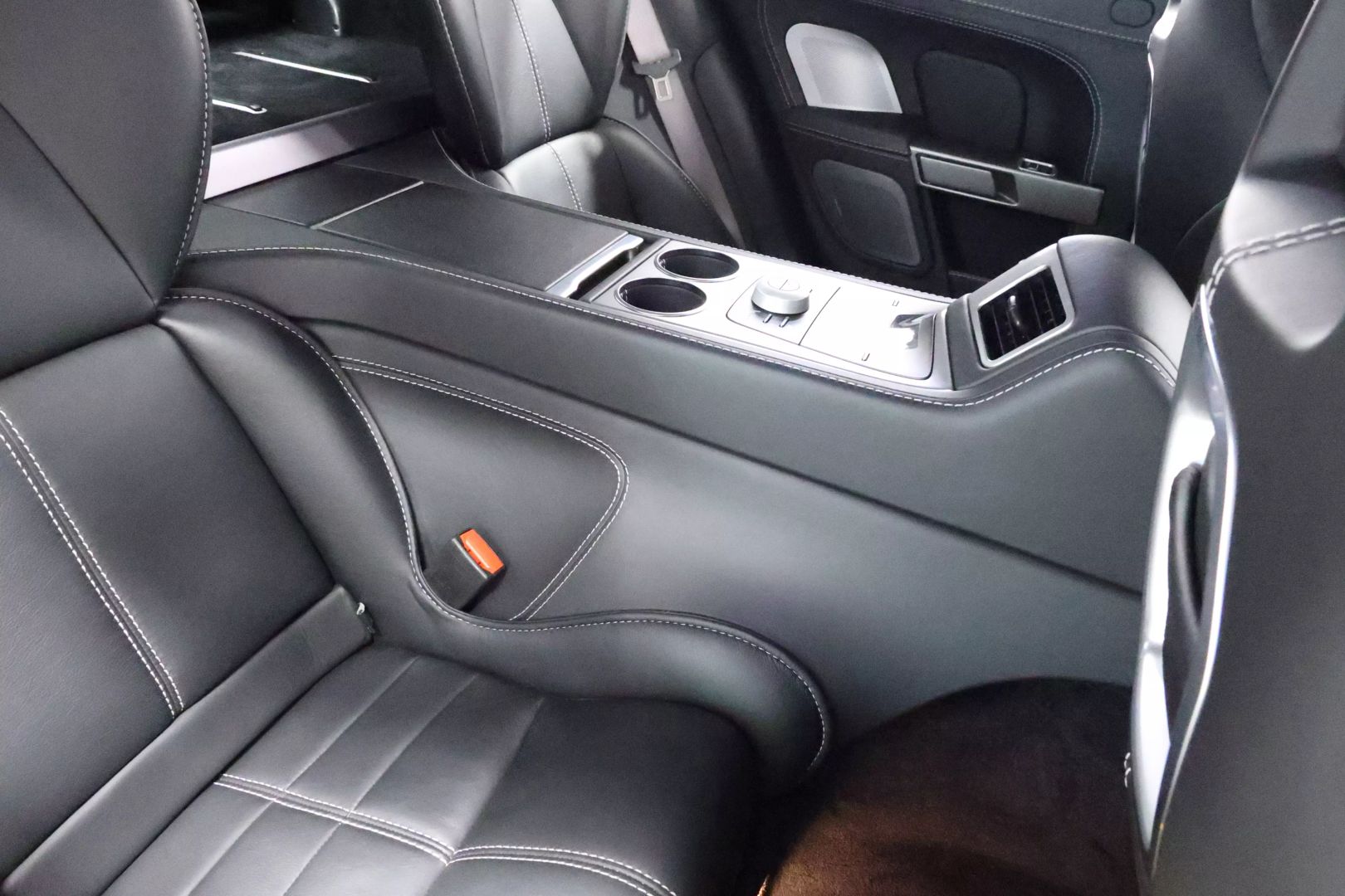 2011 Aston Martin Rapide - Image 75