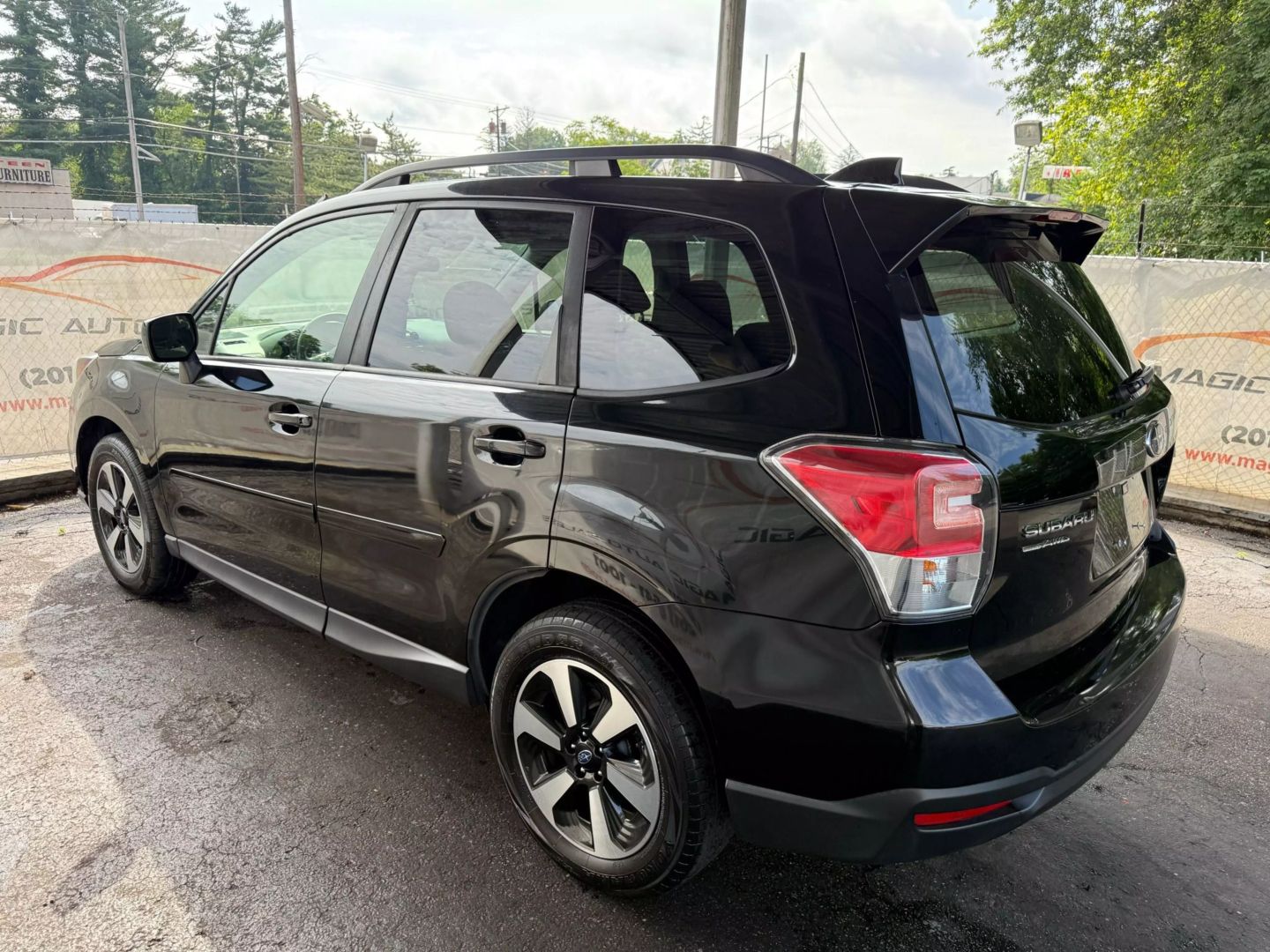 2018 Subaru Forester - Image 13