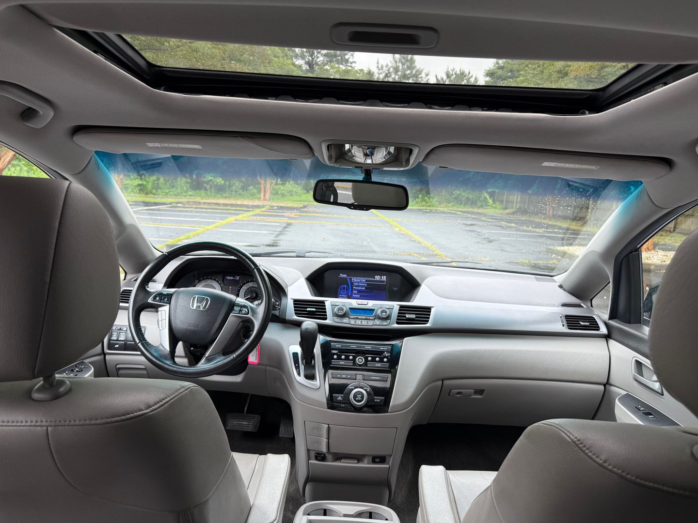 2011 Honda Odyssey - Image 14