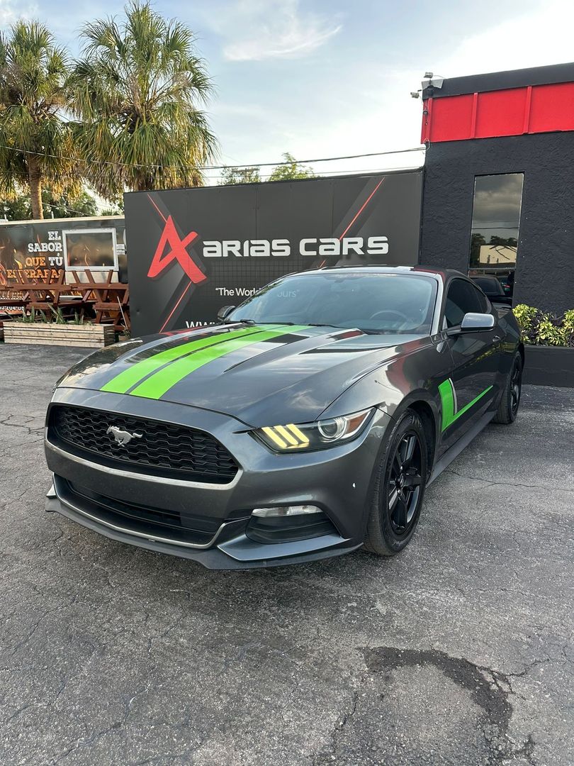 2015 Ford Mustang V6