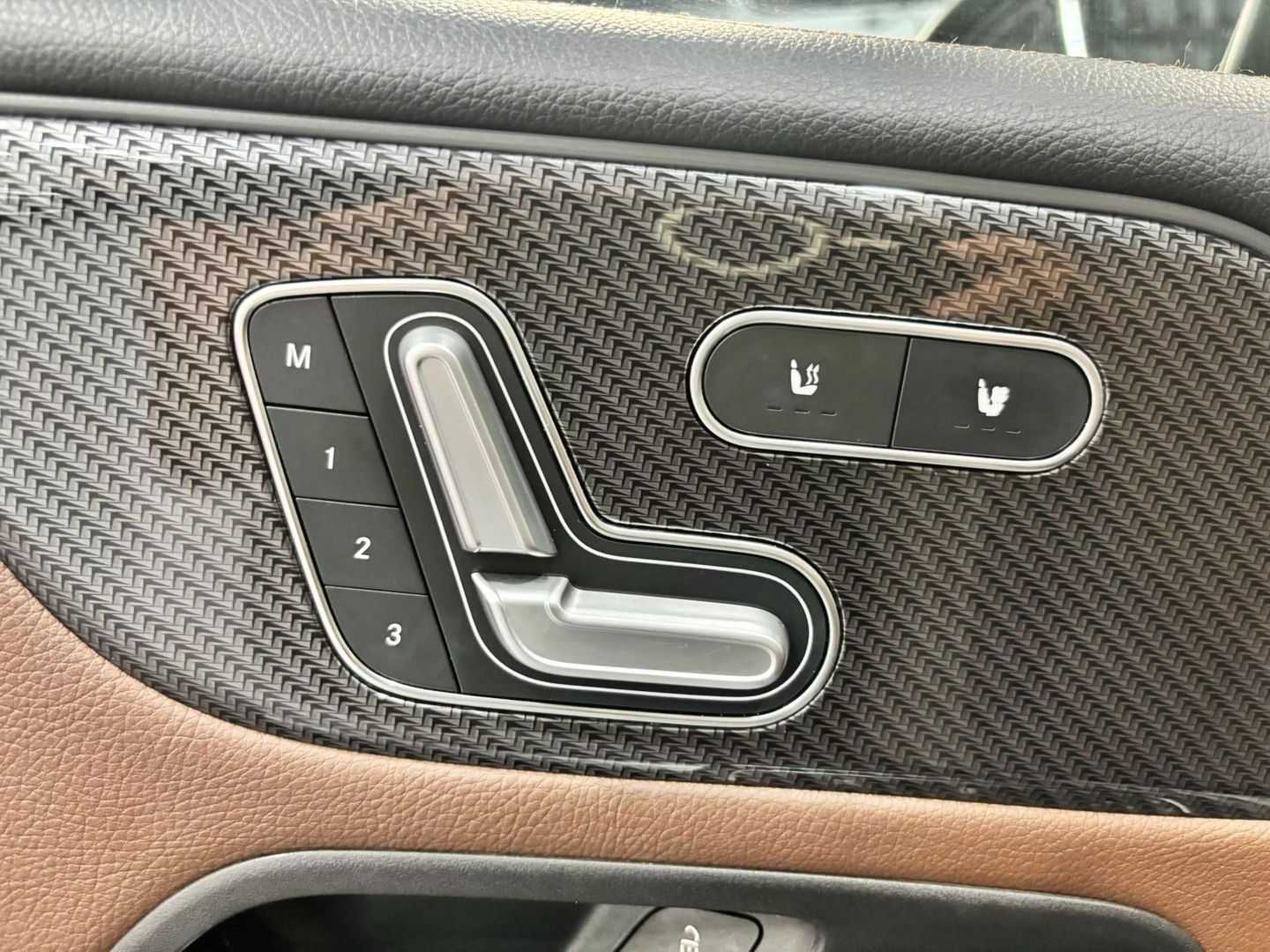 2020 Mercedes-benz Glb Glb 250 4matic Sport Utility 4d - Image 31