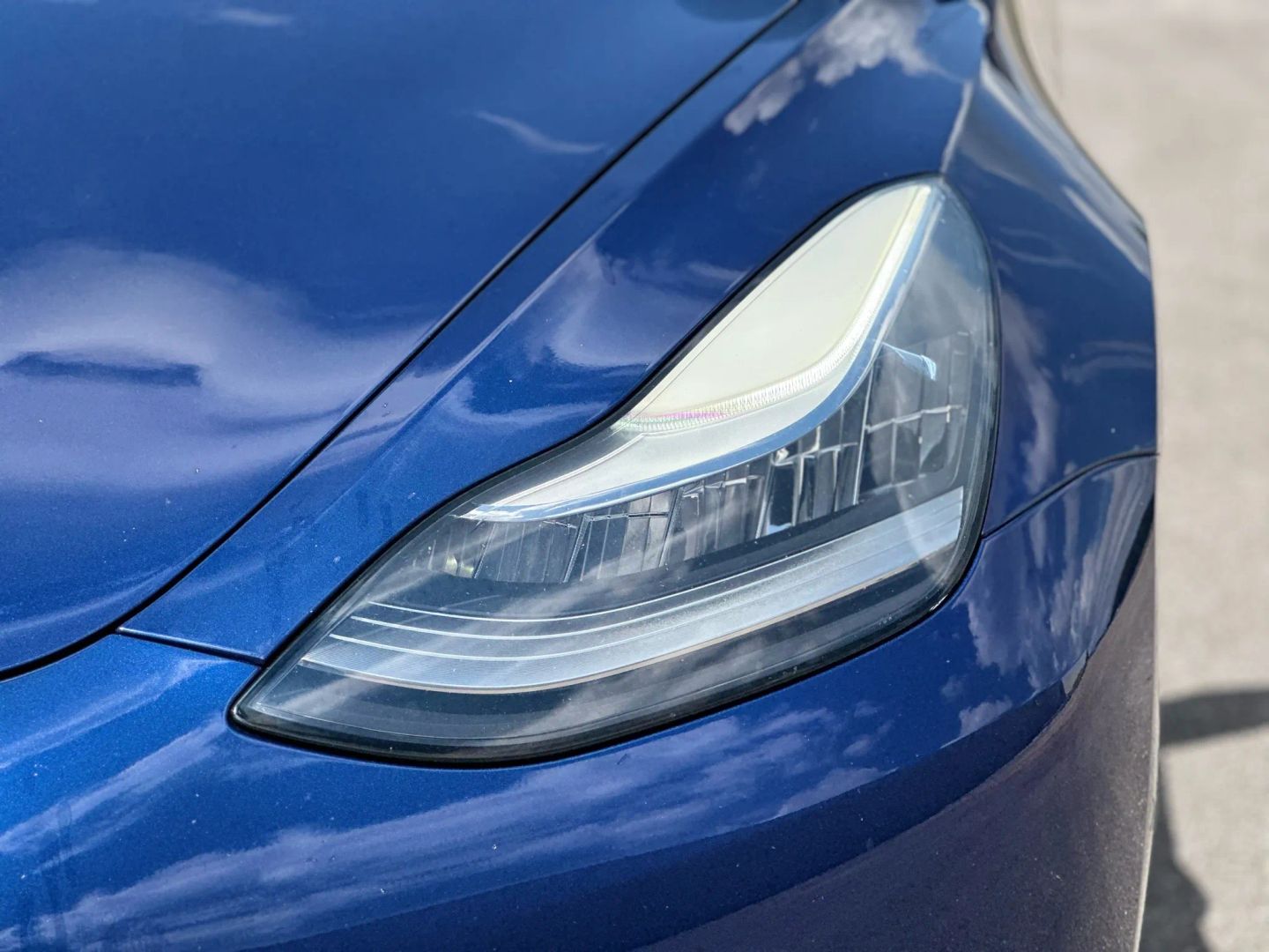 2018 TESLA MODEL 3 SEDAN DUAL ELECTRIC MOTORS LONG RANGE SEDAN 4D