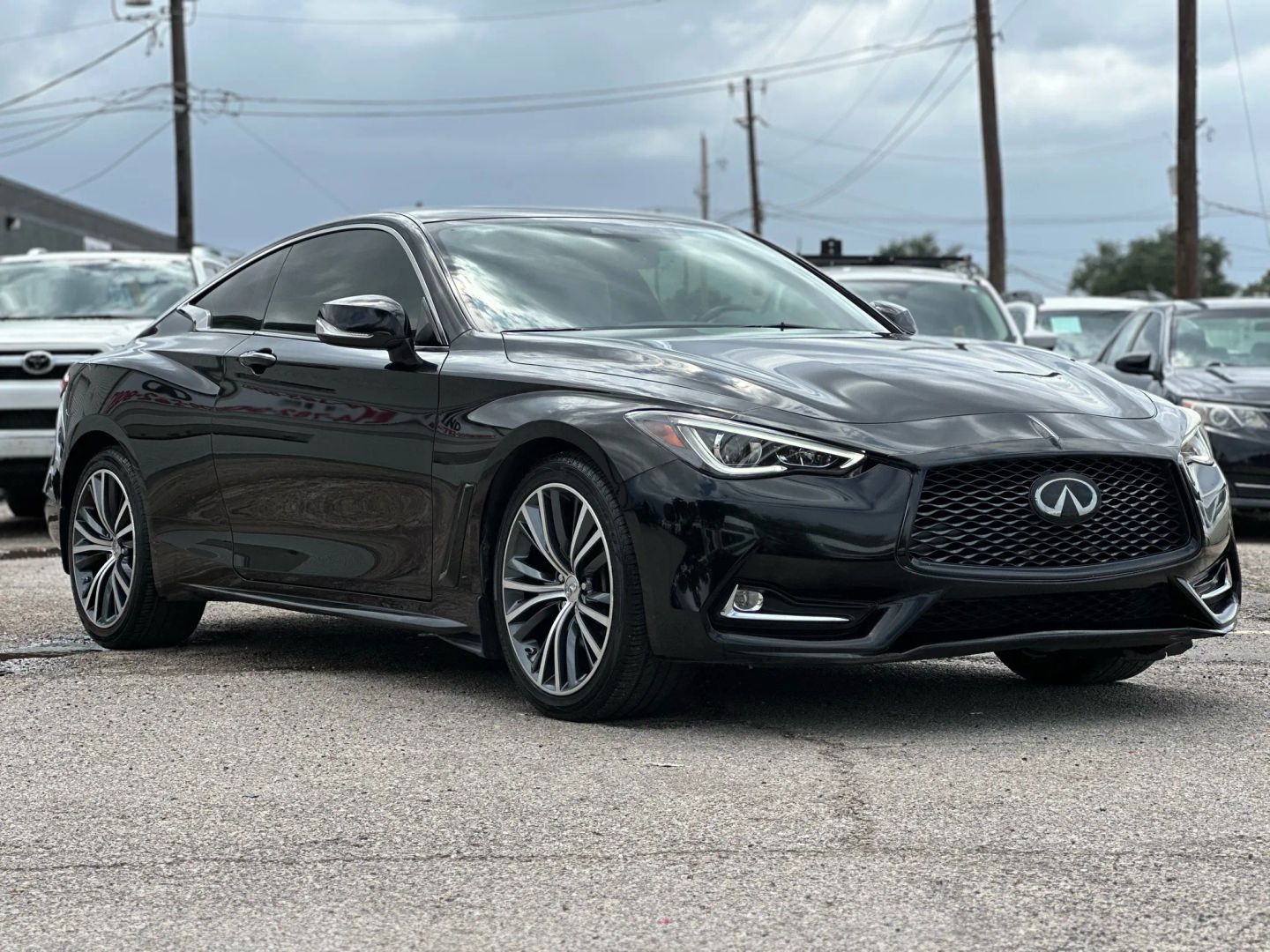 2019 Infiniti Q60 - Image 9
