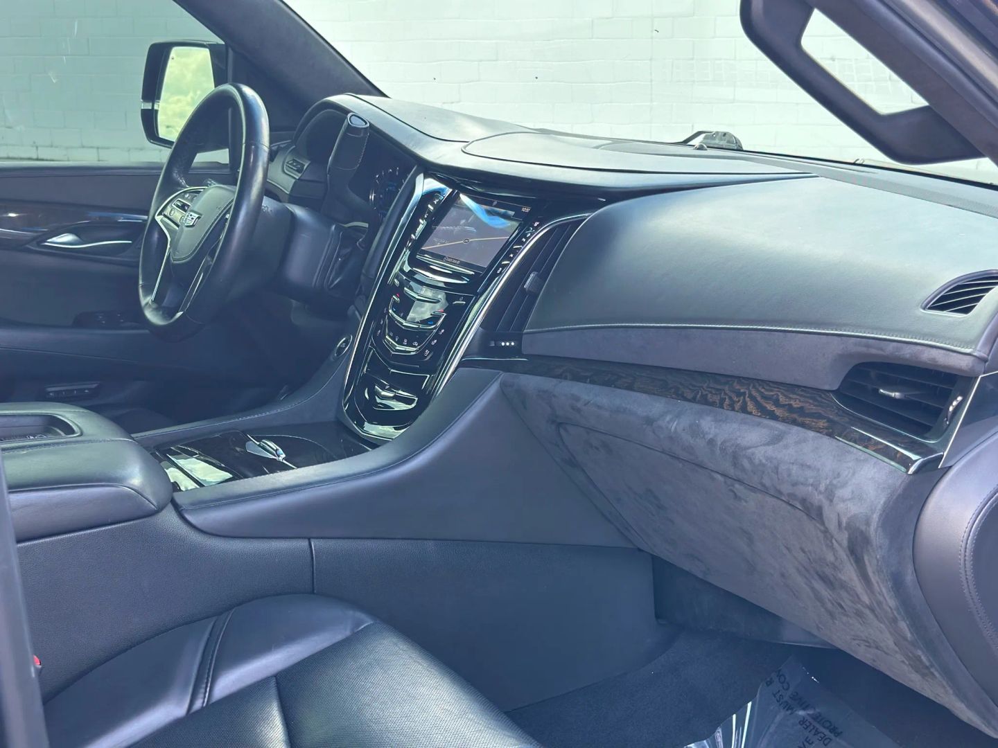 2016 CADILLAC ESCALADE SUV V8, 6.2 LITER PLATINUM SPORT UTILITY 4D