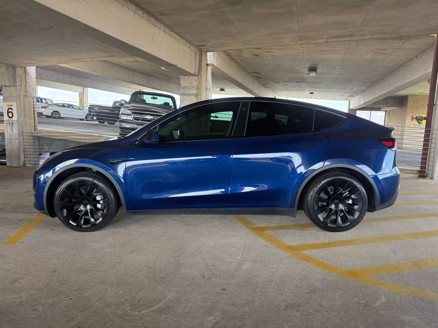 2021 Tesla Model Y - Image 4