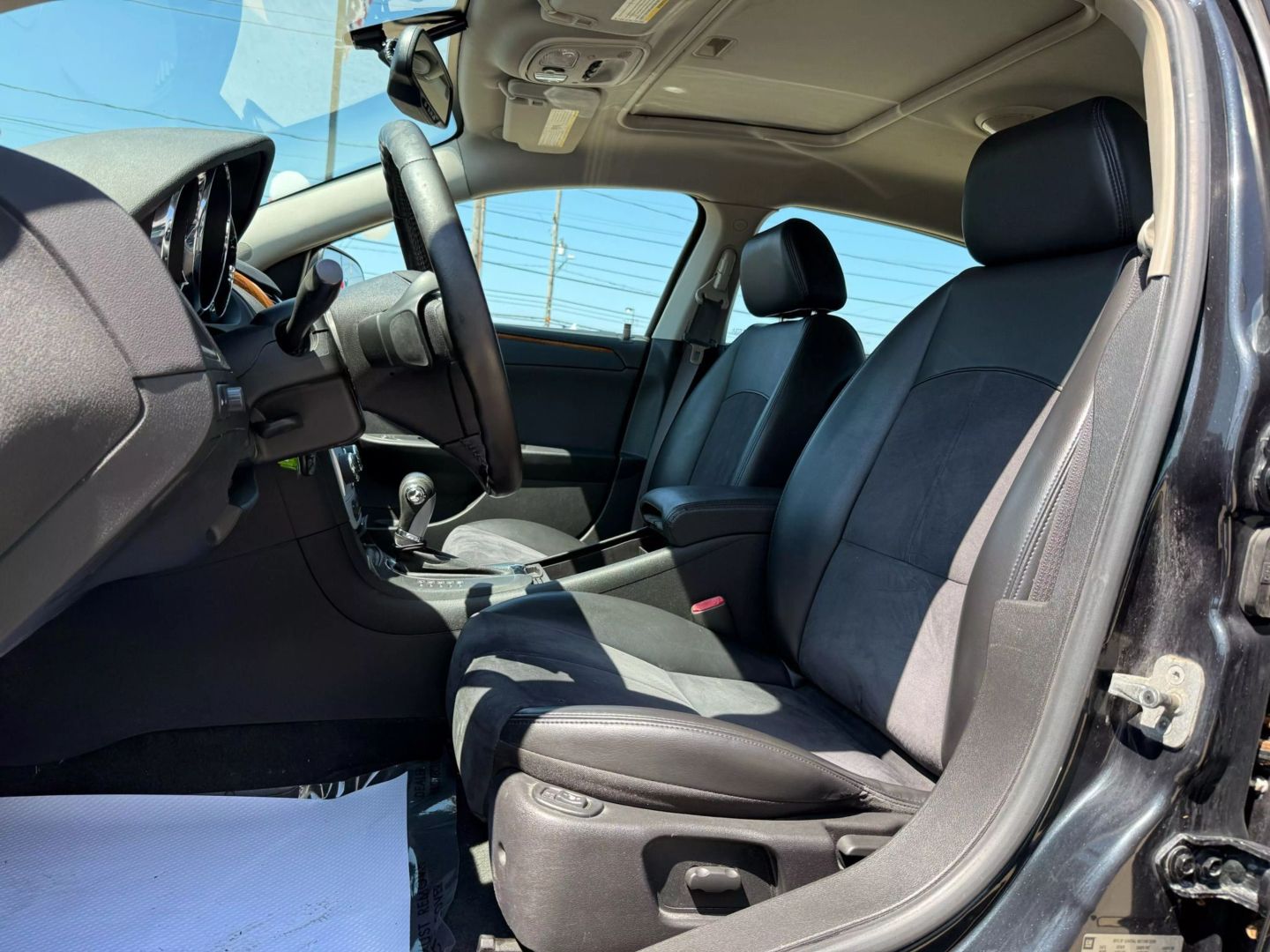 2008 Chevrolet Malibu - Image 13