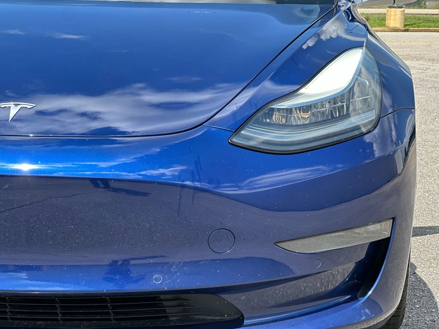 2018 TESLA MODEL 3 SEDAN DUAL ELECTRIC MOTORS LONG RANGE SEDAN 4D