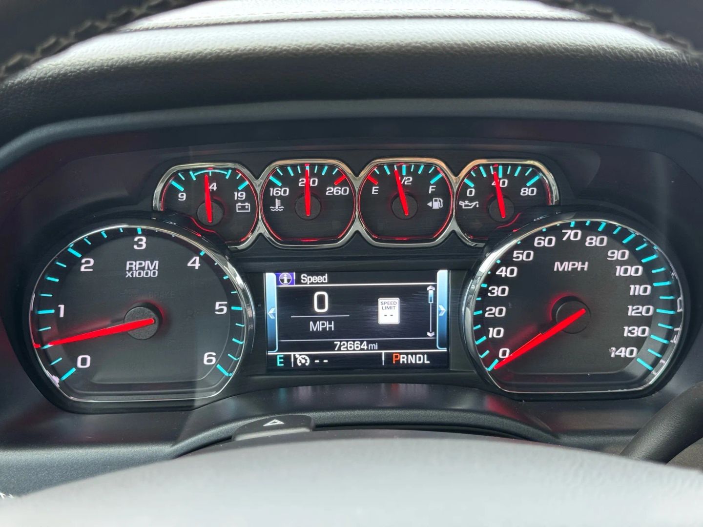 2017 Chevrolet Silverado 1500 Crew Cab - Image 21