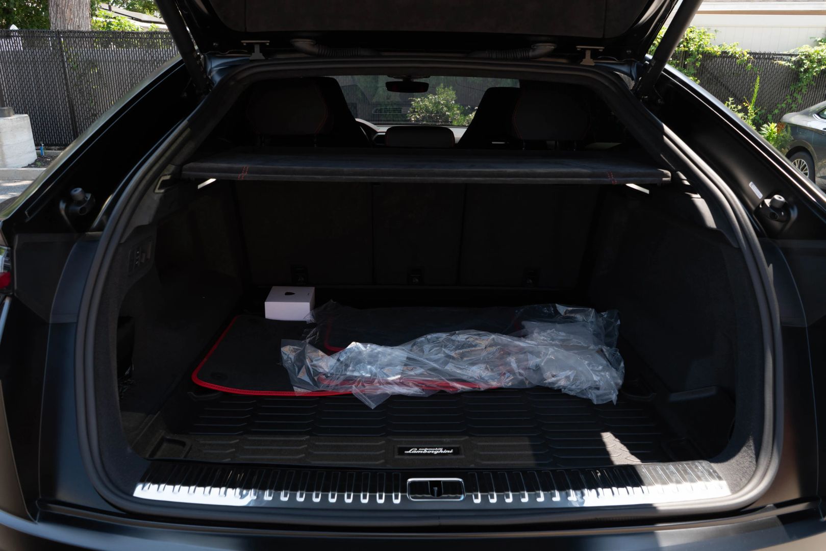 2022 Lamborghini Urus - Image 63