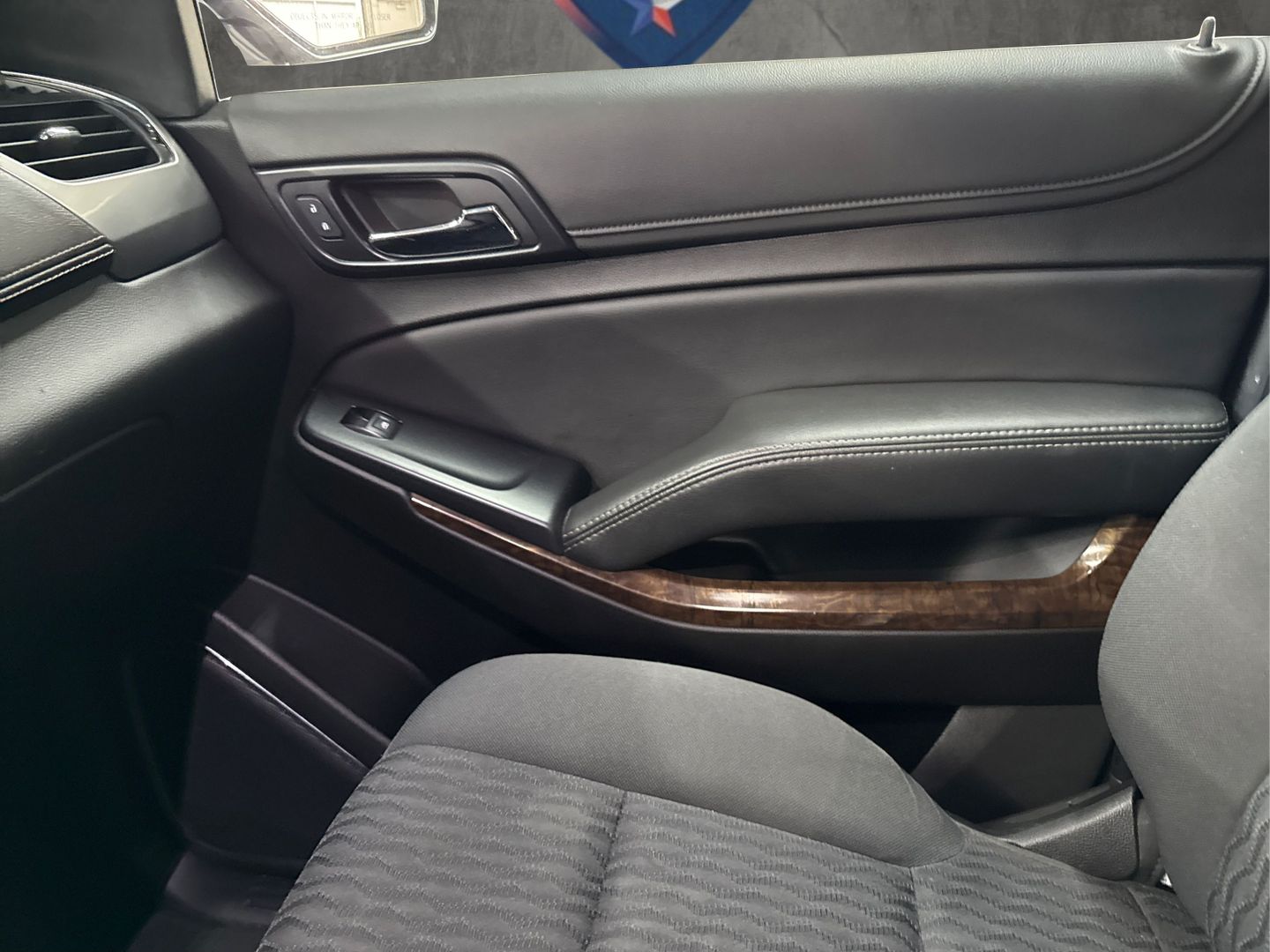 2019 Chevrolet Tahoe - Image 38