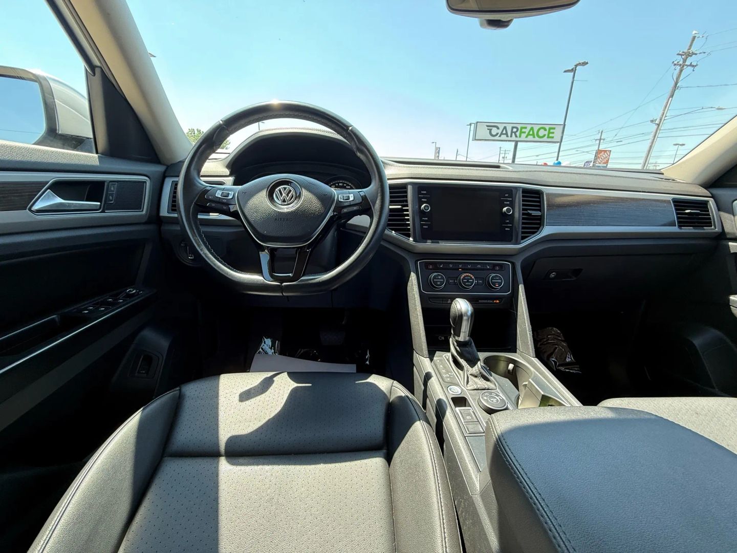 2019 Volkswagen Atlas - Image 29