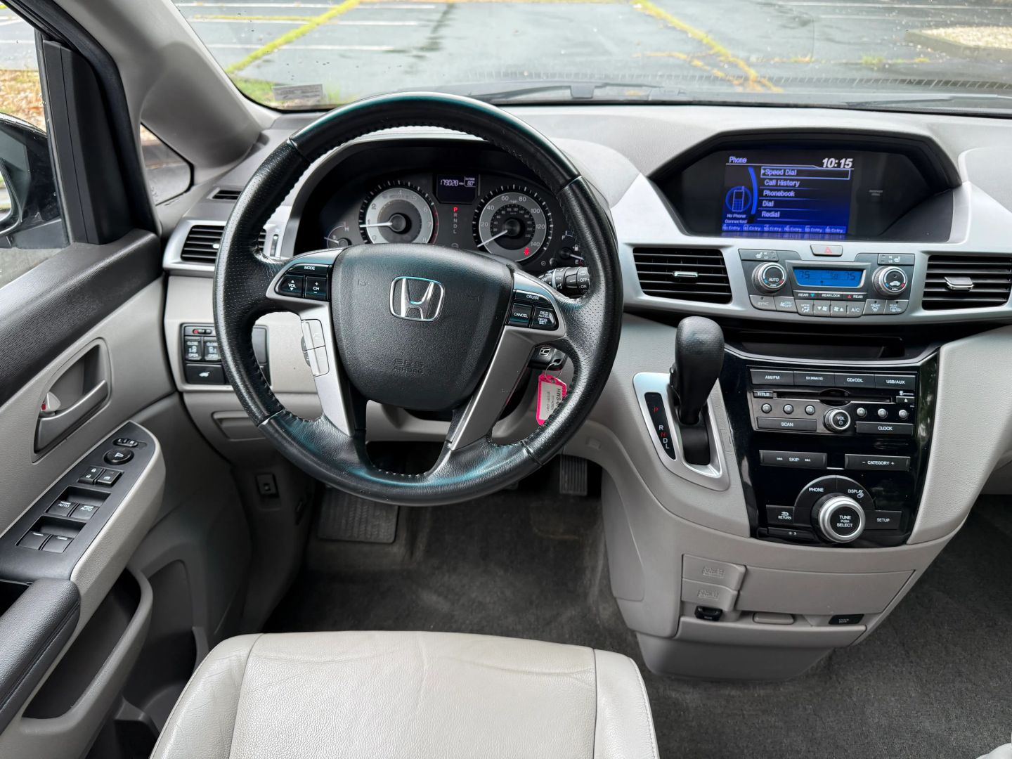 2011 Honda Odyssey - Image 16