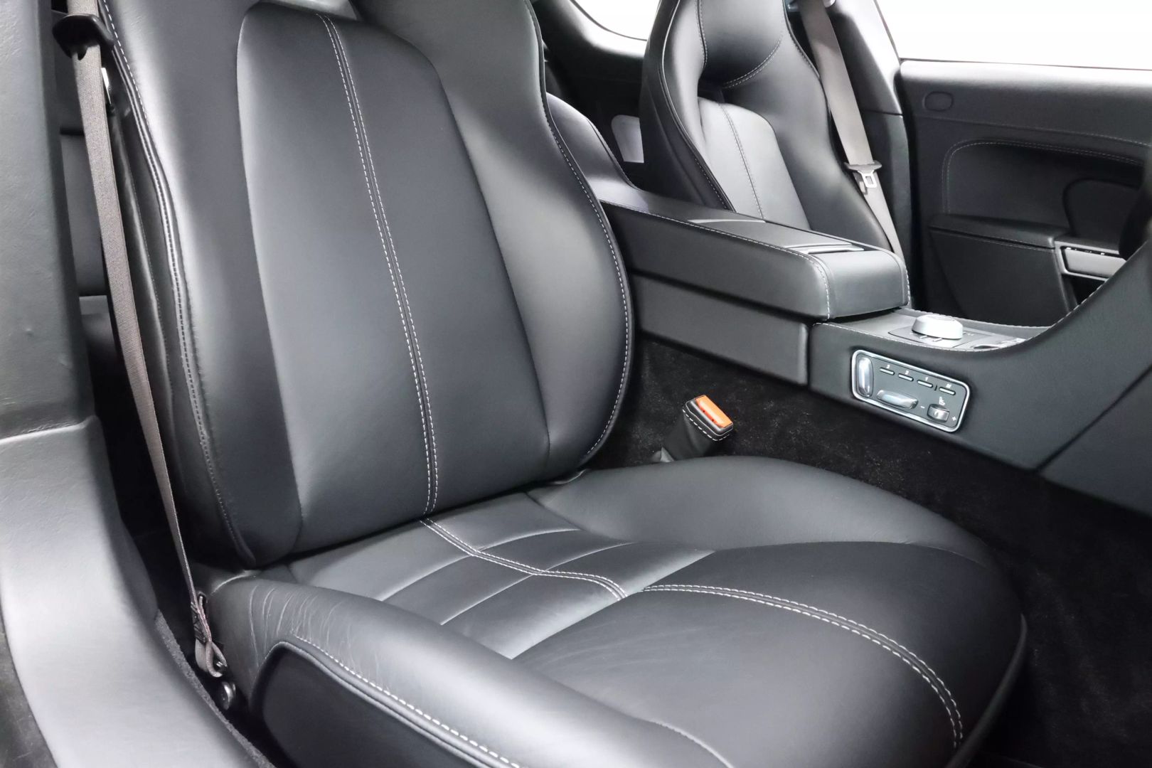 2011 Aston Martin Rapide - Image 96
