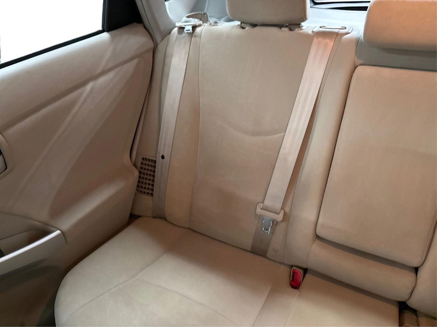 2011 Toyota Prius - Image 29