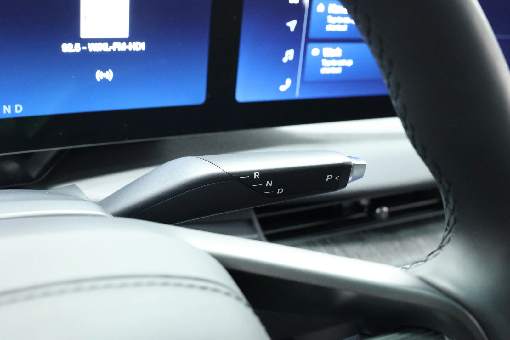 2023 Lucid Air - Image 24