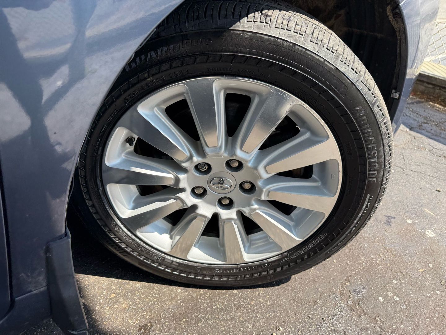 2015 Toyota Sienna - Image 48