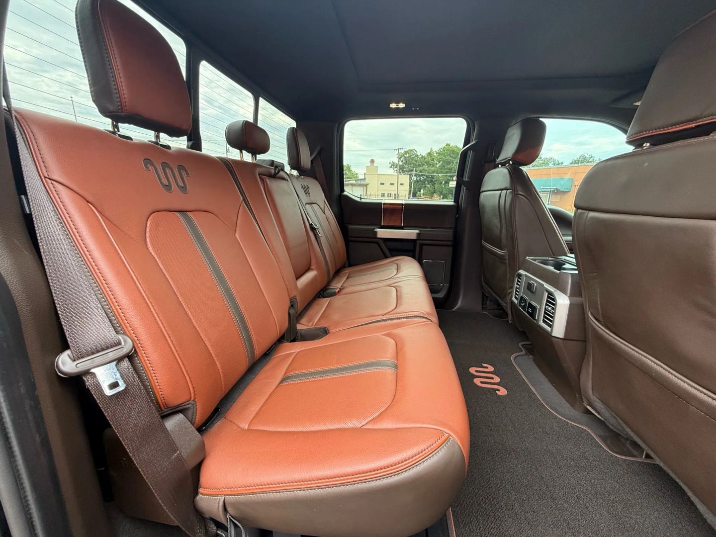 2020 Ford F250 Super Duty Crew Cab - Image 16