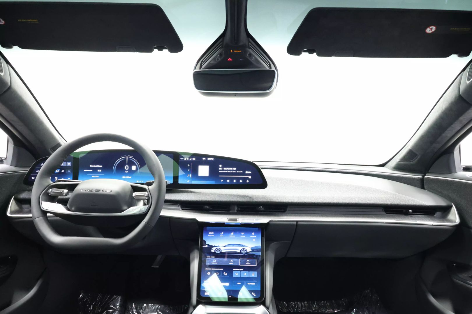 2025 Lucid Air - Image 46