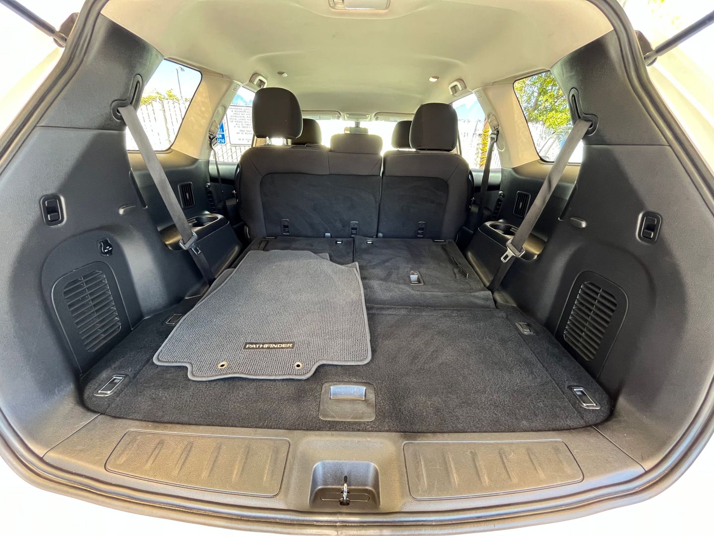 2017 Nissan Pathfinder  Vin: 5n1dr2mm9hc681748 Stock Id: 681748 - Image 28