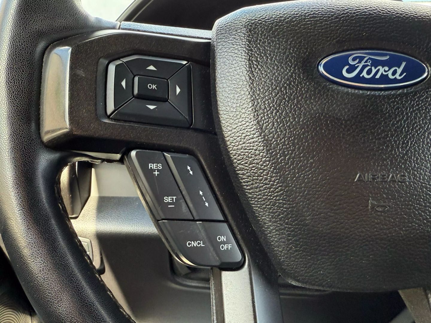 2018 Ford Expedition - Image 31