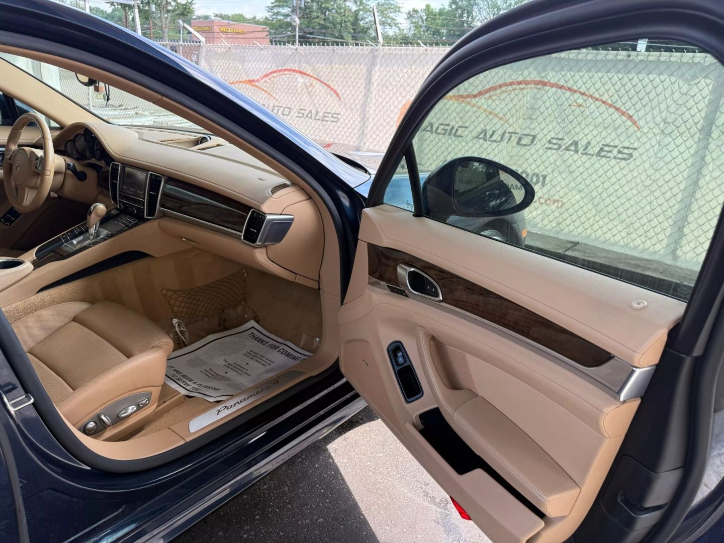 2015 Porsche Panamera - Image 24
