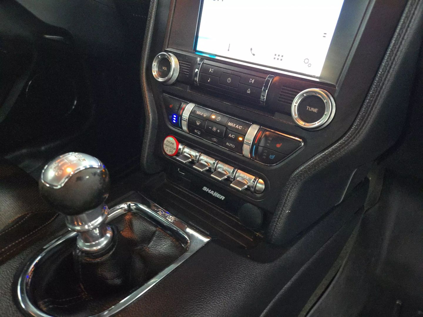 2017 Ford Mustang - Image 27