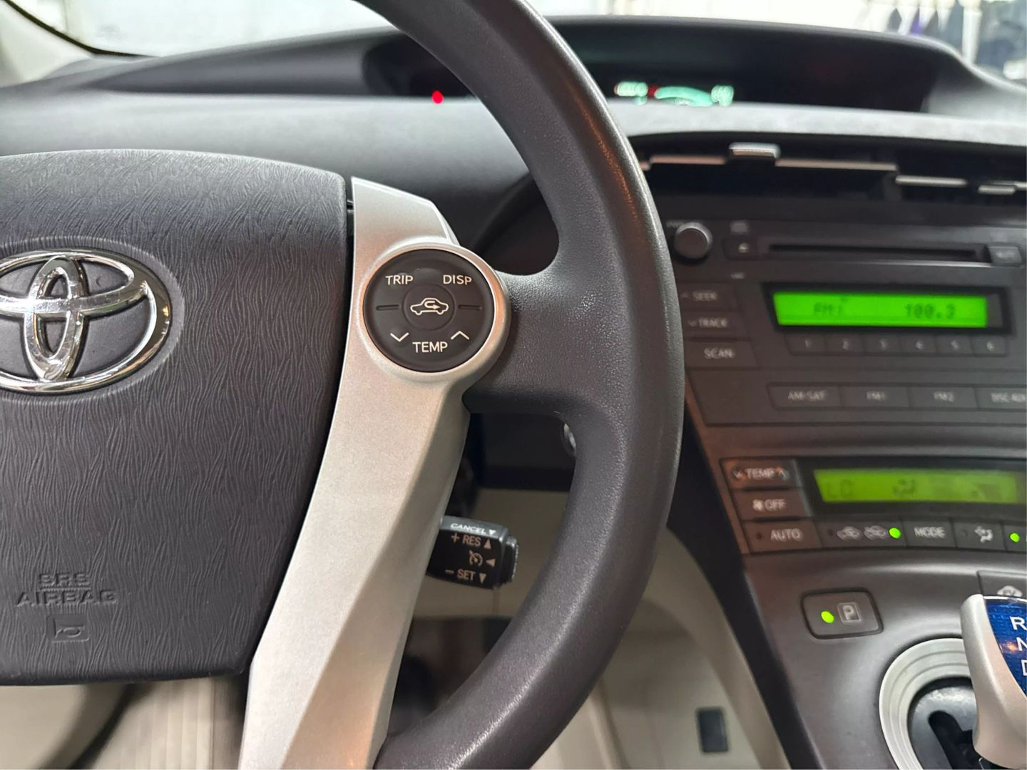2011 Toyota Prius - Image 23