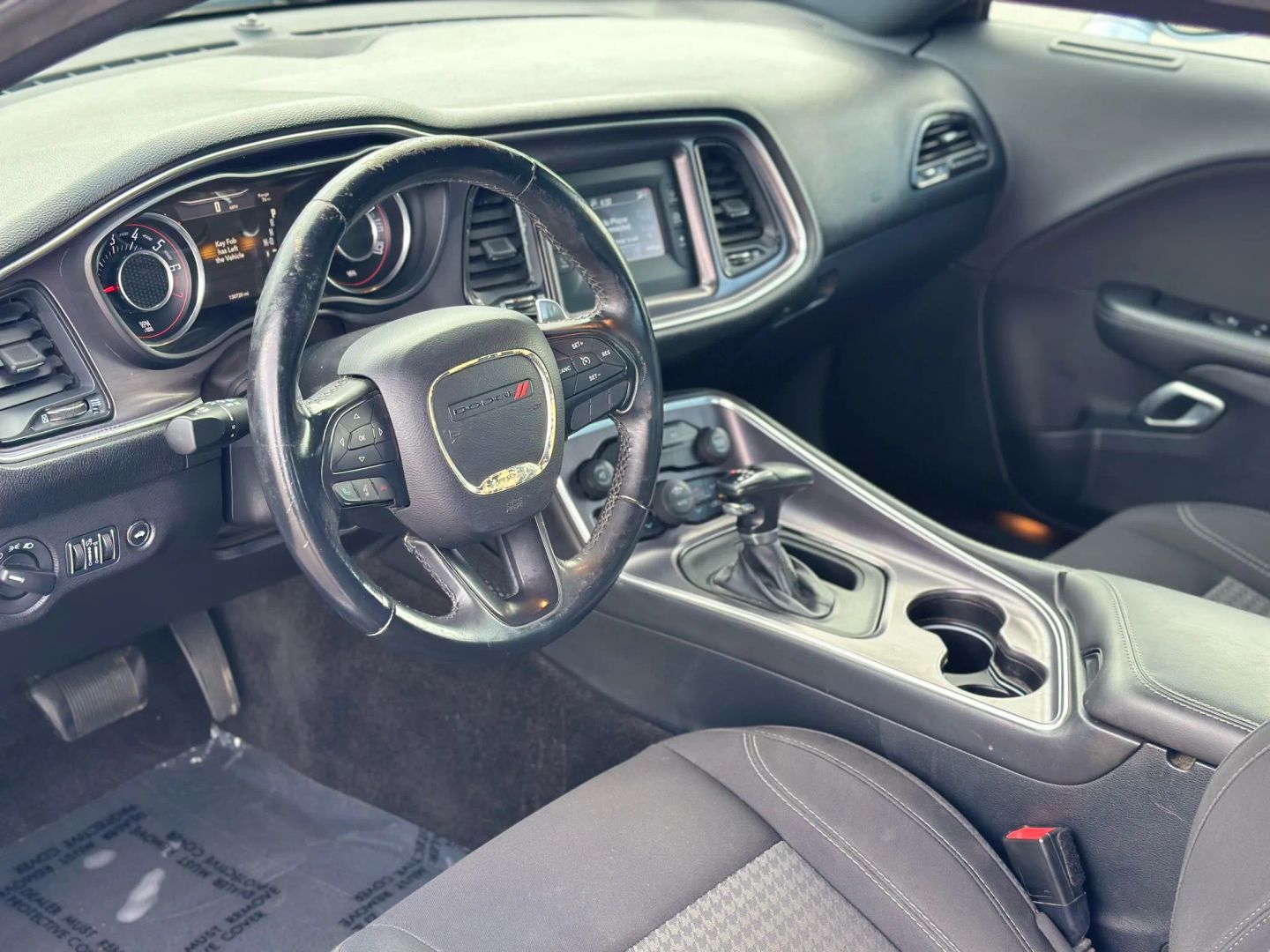 2015 DODGE CHALLENGER COUPE V6, 3.6 LITER SXT COUPE 2D
