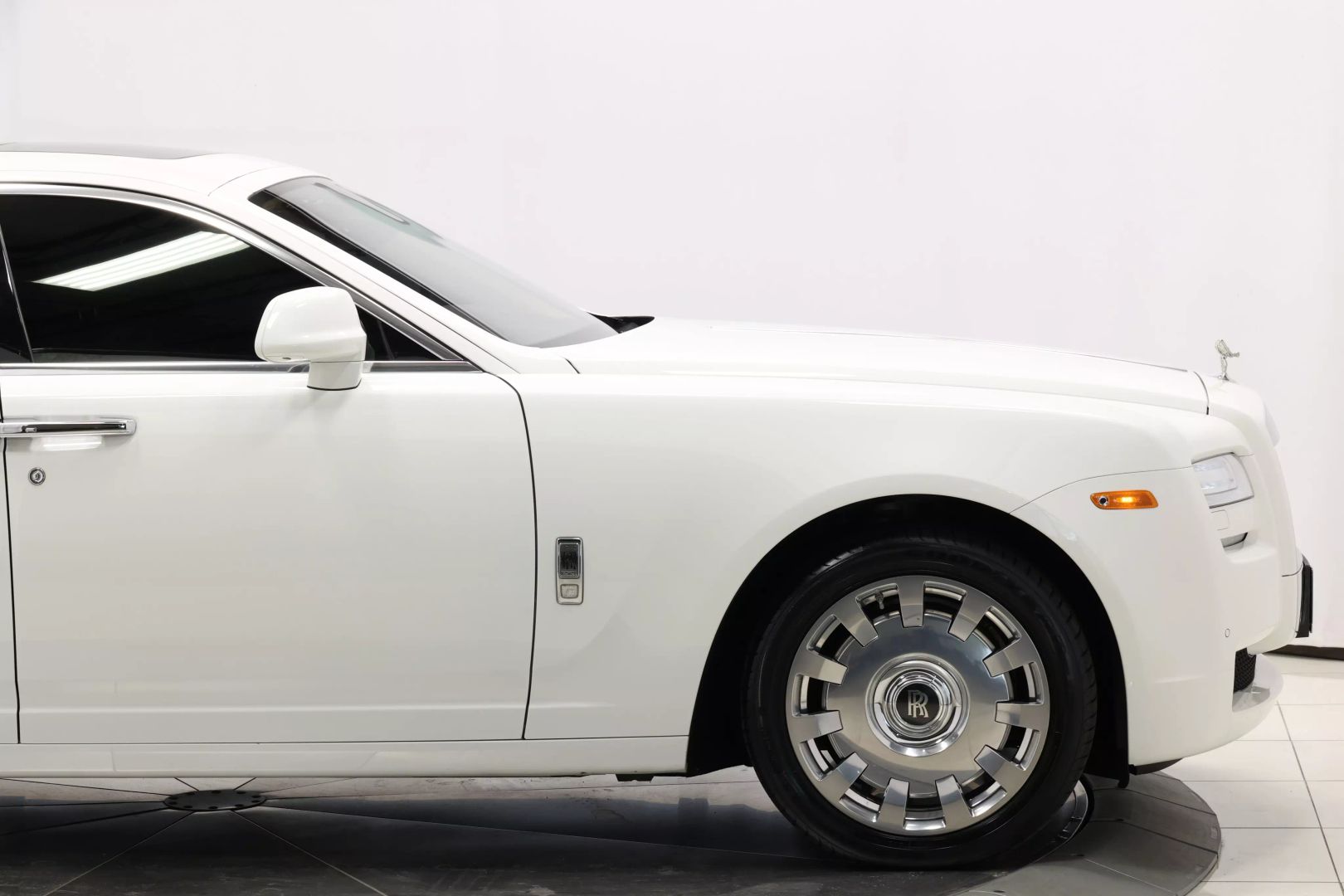2013 Rolls-royce Ghost - Image 65