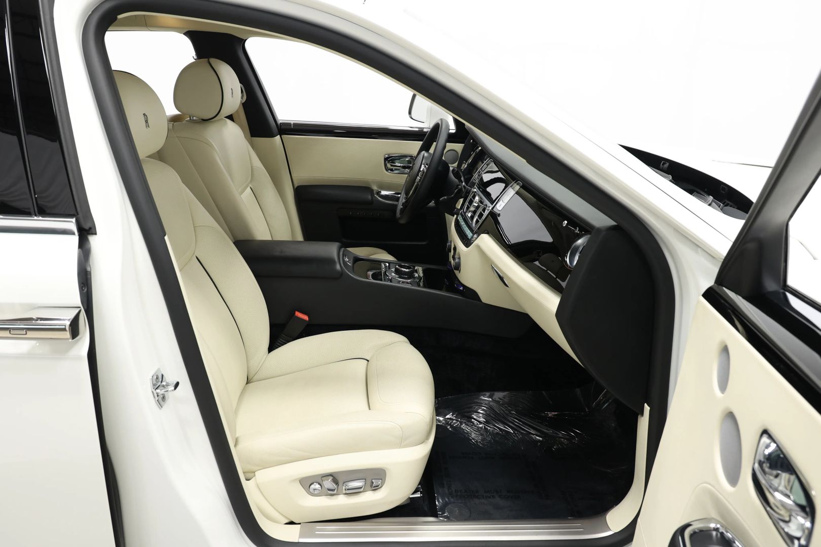 2016 Rolls-royce Ghost - Image 90