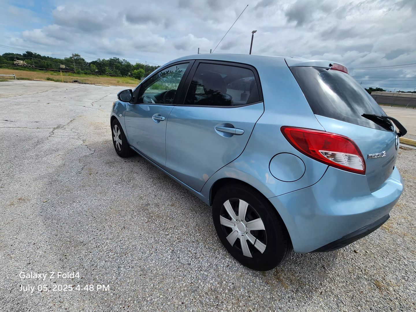 2013 Mazda Mazda2 - Image 4