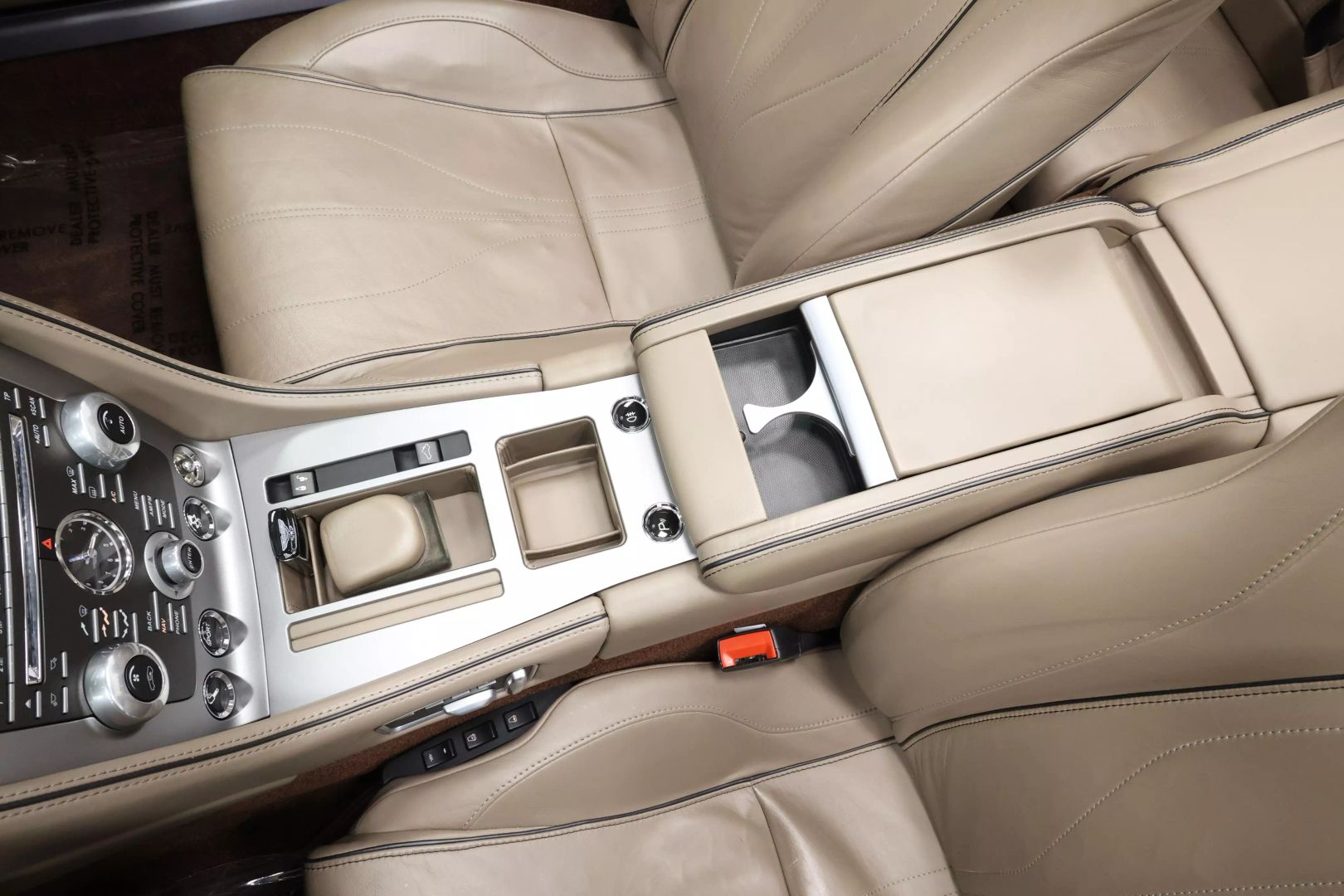 2015 Aston Martin Db9 - Image 41