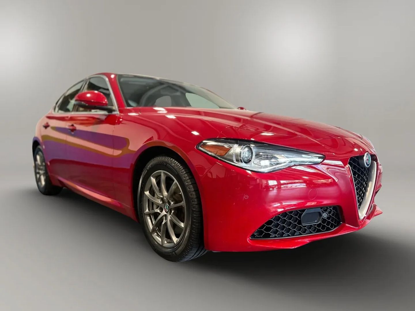 2020 Alfa Romeo Giulia Sedan 4d - Image 8