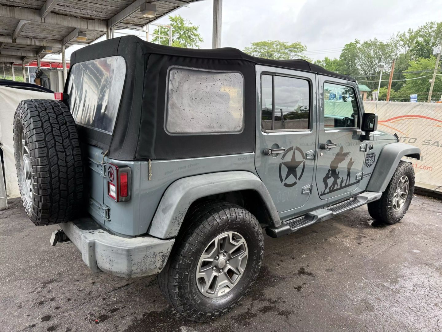 2014 Jeep Wrangler - Image 13
