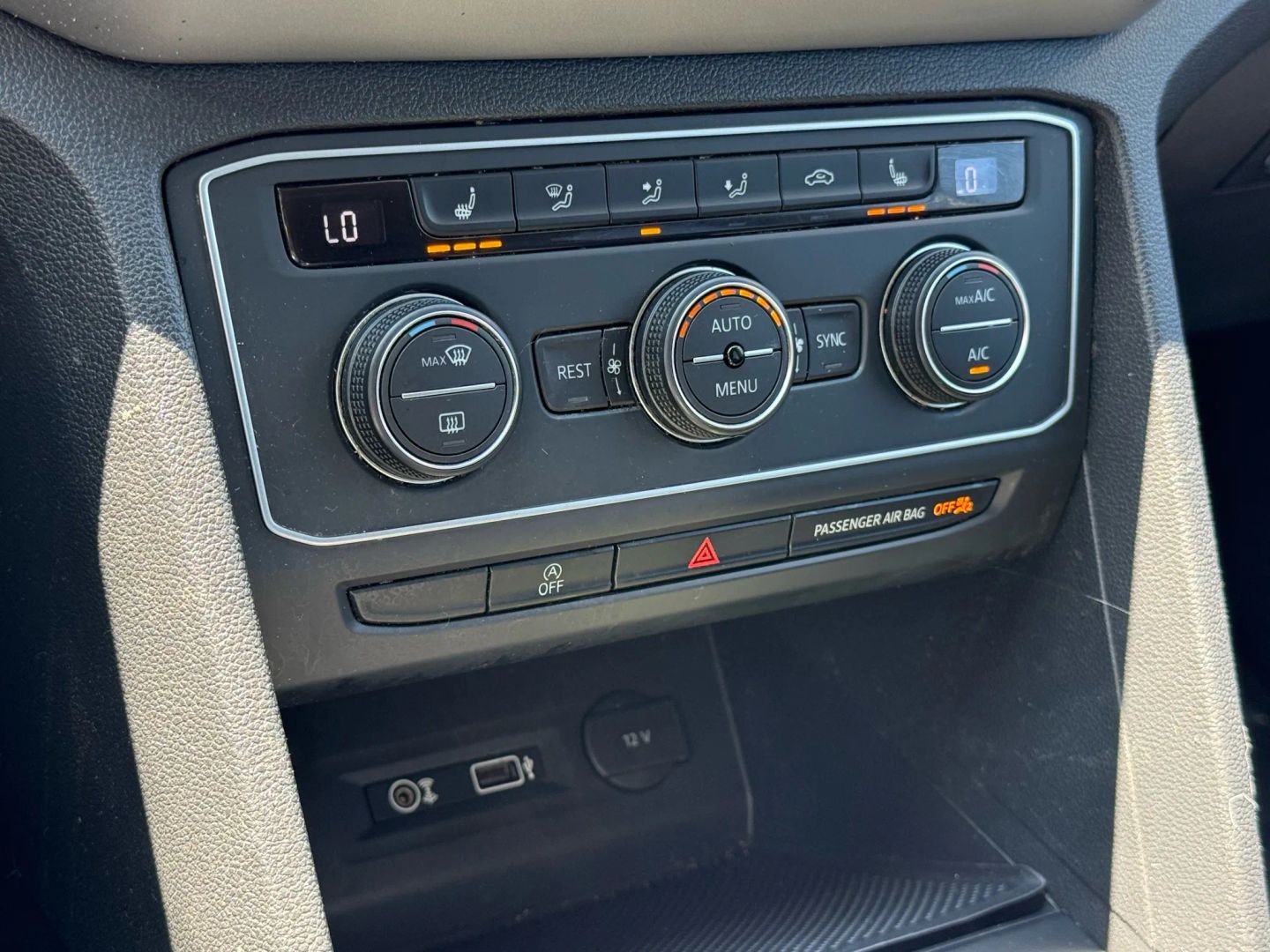 2019 Volkswagen Atlas - Image 47