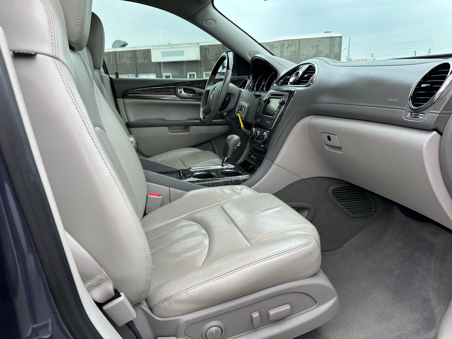 2014 Buick Enclave - Image 23
